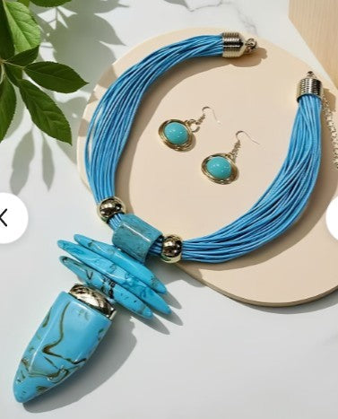 Turquoise Tooth Pendant Necklace