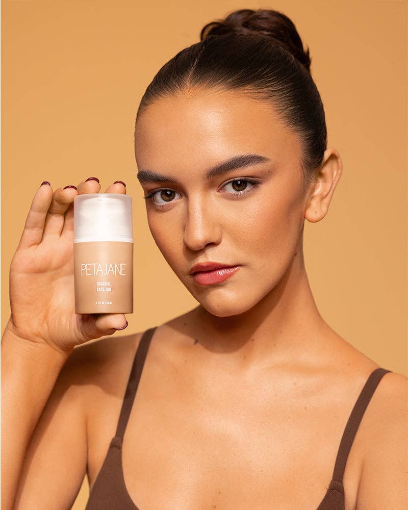 Peta JaneGradual Face Tan