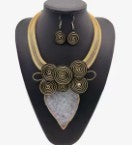 Gold Leaf Necklace